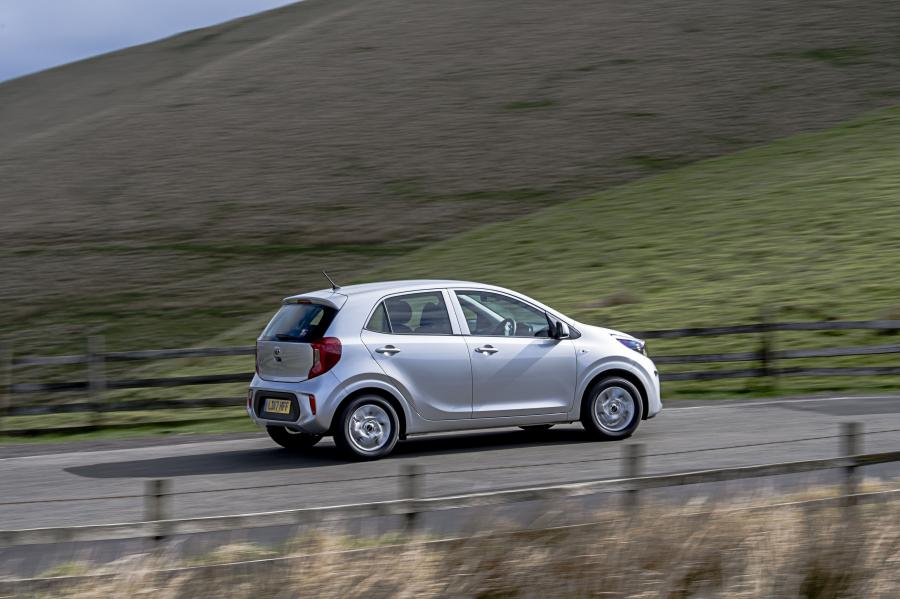  Kia Picanto 2017 года  (UK) (фото 43 из 80)